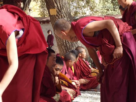 Toradh íomhá ar Monk Kamen High-Rise Invasion