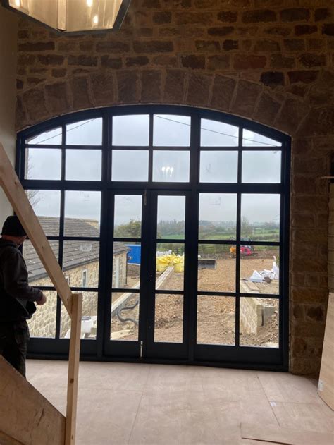 Toradh íomhá ar How to Install Arched Window