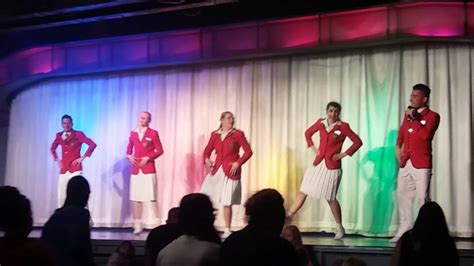 New Butlins Red Coat Uniform How to Make in Roblox Studio-साठीचा प्रतिमा निकाल