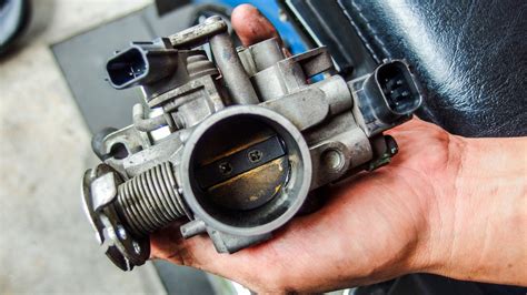 Toradh íomhá ar Chevy Throttle Position Sensor Location