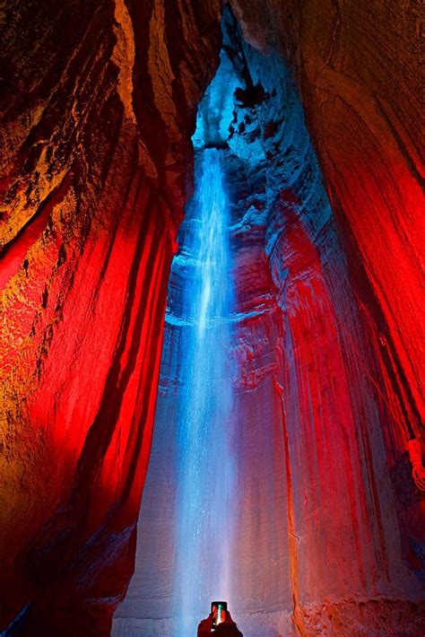 Ruby Falls in January に対する画像結果