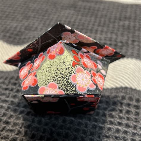 Toradh íomhá ar Japanes Paper Box