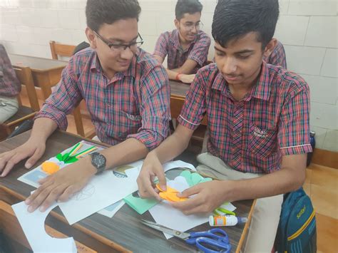 Toradh íomhá ar Badge Making Activity