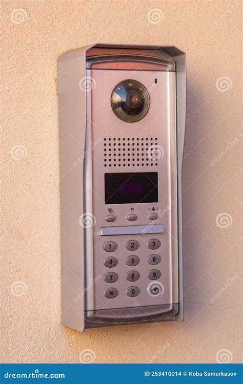 Afbeeldingsresultaten voor Intercom Panel Residential