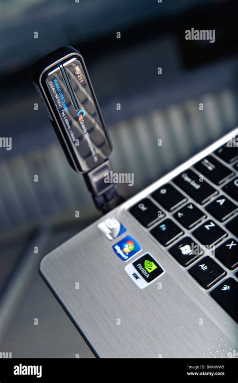 Laptop Modem に対する画像結果