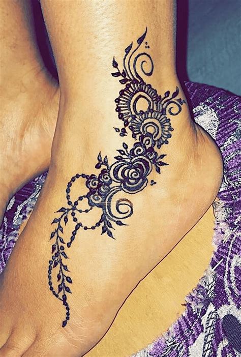 Simple Henna Ankle Designs