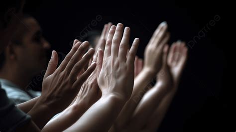 Toradh íomhá ar Clapping Hands Background