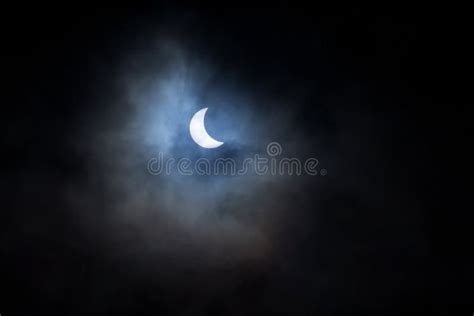 Partial Solar Eclipse に対する画像結果