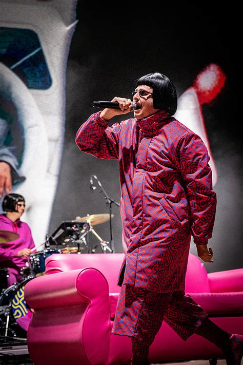 Image result for Oliver Tree Performance
