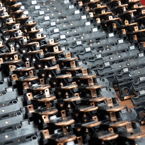 Injection Mold Air Pin に対する画像結果