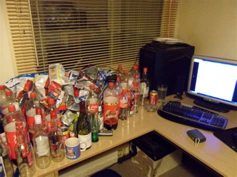 Toradh íomhá ar Horrible PC Setups