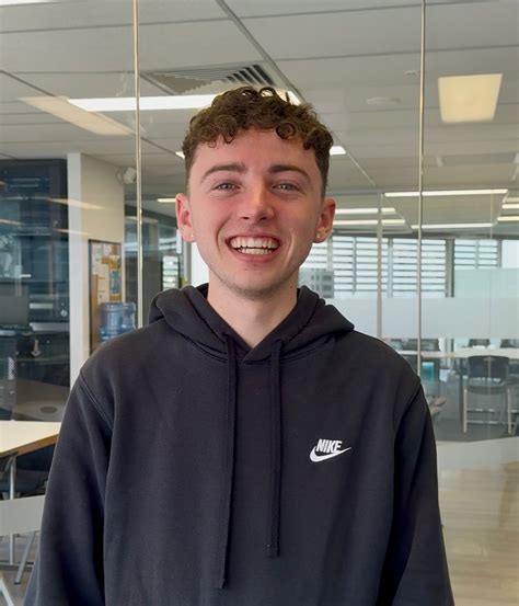 Image result for Eet 21 PNG