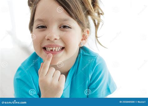 Afbeeldingsresultaten voor Side Tooth Fell Out