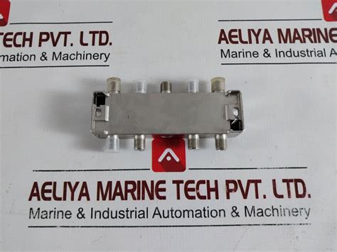 تصویر کا نتیجہ برائے 8-Way Splitter