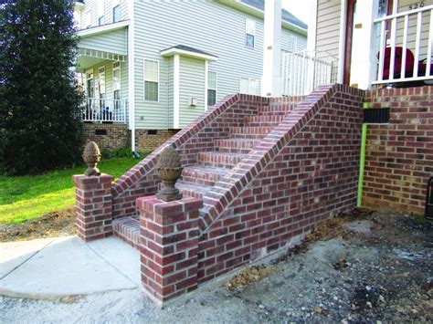 Building Brick Steps Outside に対する画像結果