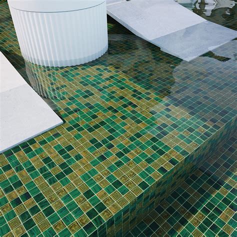 Green Pool Tile に対する画像結果