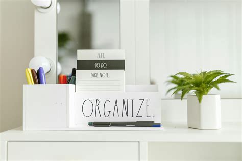 Table Stock Image White に対する画像結果