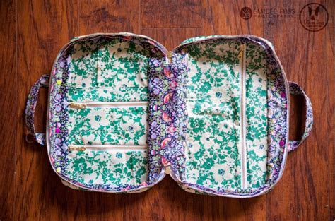 Afbeeldingsresultaten voor Free Printable Cosmetic Bag Pattern