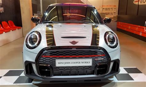 Toradh íomhá ar 2010 Mini Cooper Radio Problems