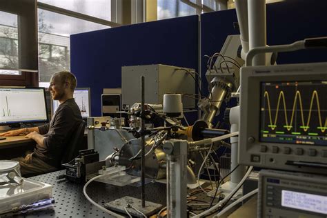 Electrical/Electronic Engineering に対する画像結果