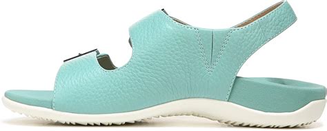 Afbeeldingsresultaten voor Vionic Wide Width Sandals