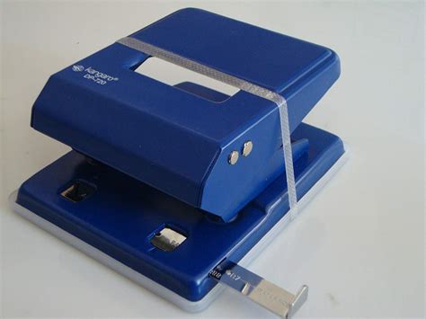 Toradh íomhá ar Paper Punching Machine Big Size