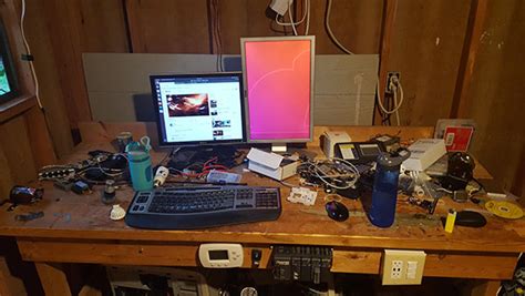 Toradh íomhá ar Horrible PC Setups