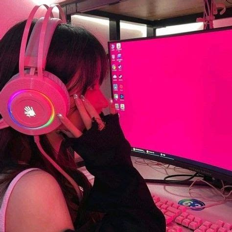 Gaming Girl Pfp