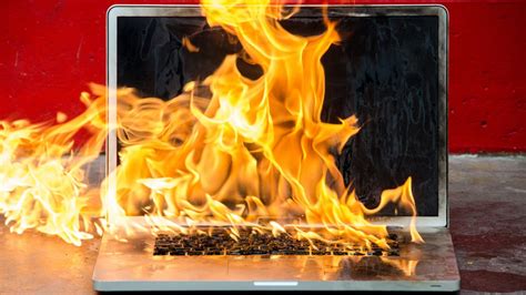 Computer Catching On Fire に対する画像結果