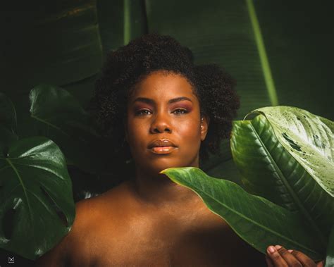 Nelly R and B Singer に対する画像結果