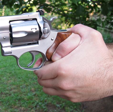 Revolver Hand Grip に対する画像結果
