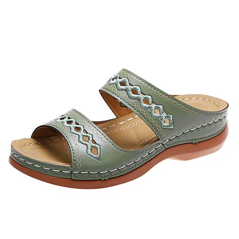 Afbeeldingsresultaten voor Vionic Wide Width Sandals