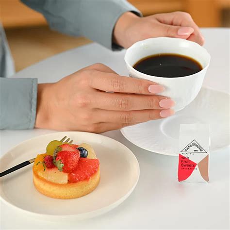 UDF Coffee Cup に対する画像結果