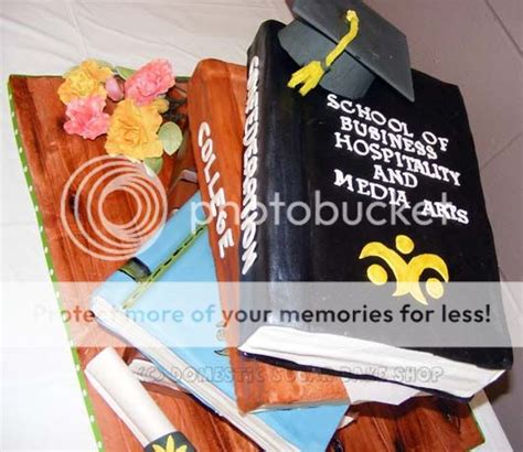 Toradh íomhá ar Stacked Book Cake Tutorial