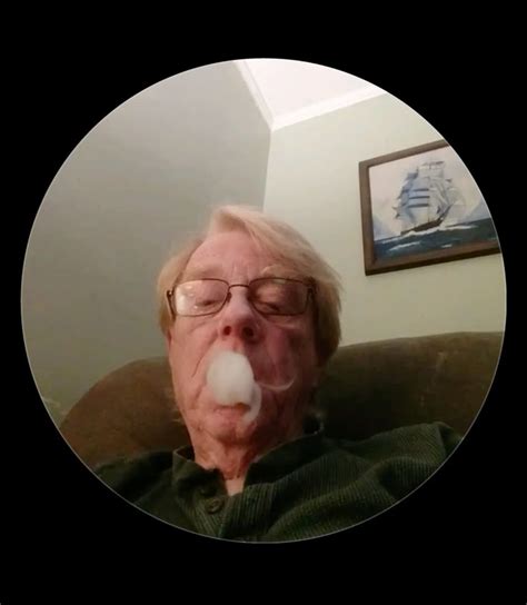 Non Cringe Discord PFP に対する画像結果