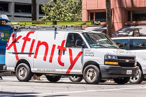 Xfinity Comcast Vans ಗಾಗಿ ಇಮೇಜ್ ಫಲಿತಾಂಶ