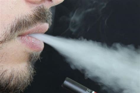 Afbeeldingsresultaten voor Exploding E Cigarette