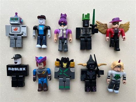 Image result for Roblox Figuren Set