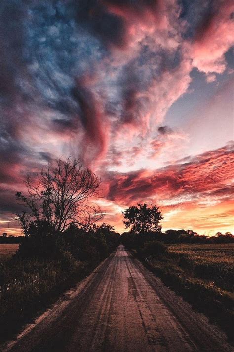 Country road : r/BeAmazed