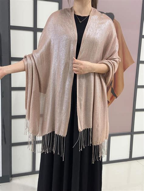 Metallic Silver Thread 4010 に対する画像結果