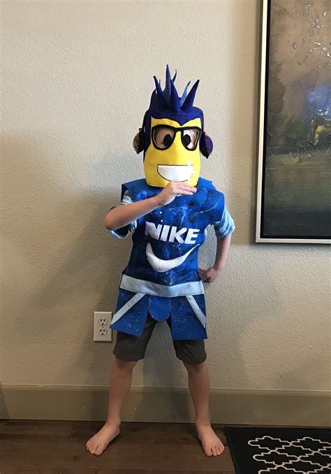 Roblox Character Costume に対する画像結果