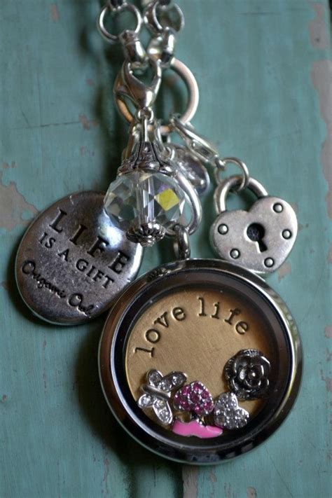 Origami Owl Heart Locket に対する画像結果