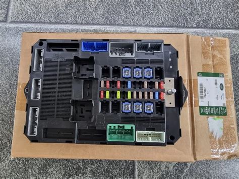 Afbeeldingsresultaten voor Jaguar XF Body Control Module