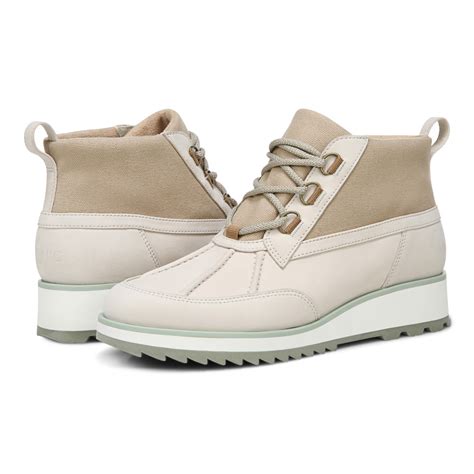 Vionic Boots with Arch Support に対する画像結果