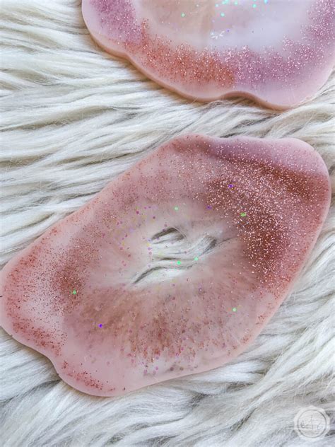 Geode Coaster Resin Tutorial に対する画像結果