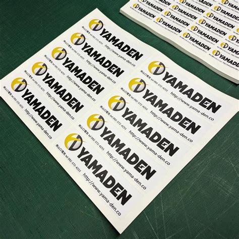 Logo Design Sticker Printing に対する画像結果