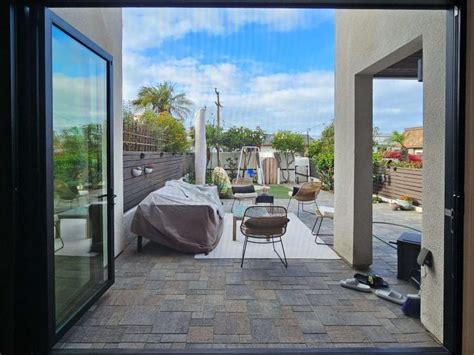 Retractable Screen Replacement に対する画像結果