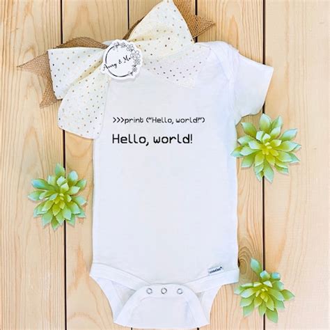 Hello World in Python Baby Shirt に対する画像結果