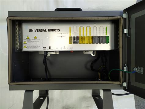Universal Robot Controller に対する画像結果