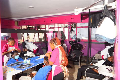 Toradh íomhá ar Summit Technical College